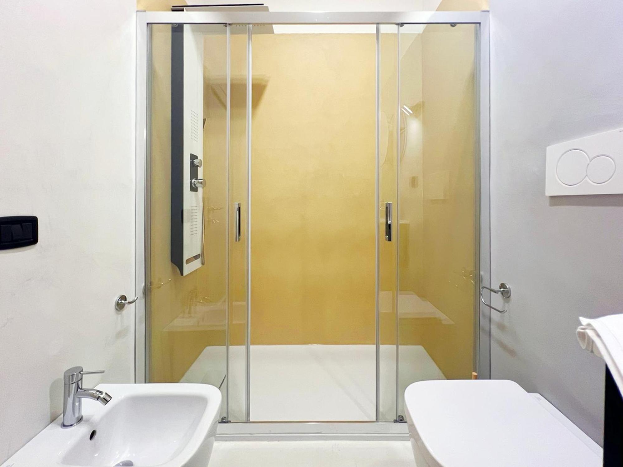 Central With Hydromassage Shower And Elevator * Perugia